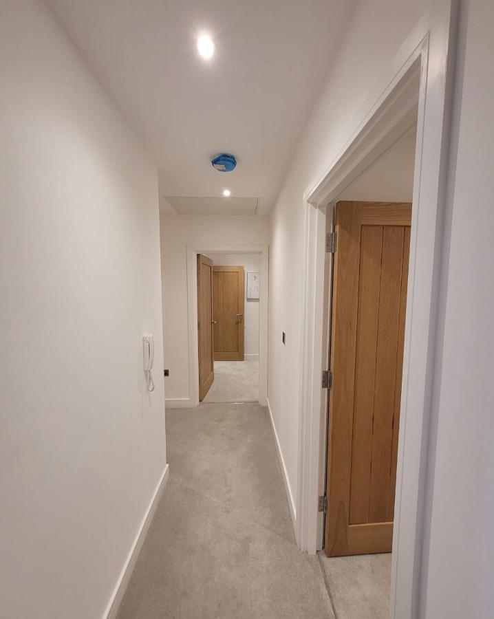 Luxury 2 Bed Apartment In The Centre Of Rochester Wainscot Exterior photo